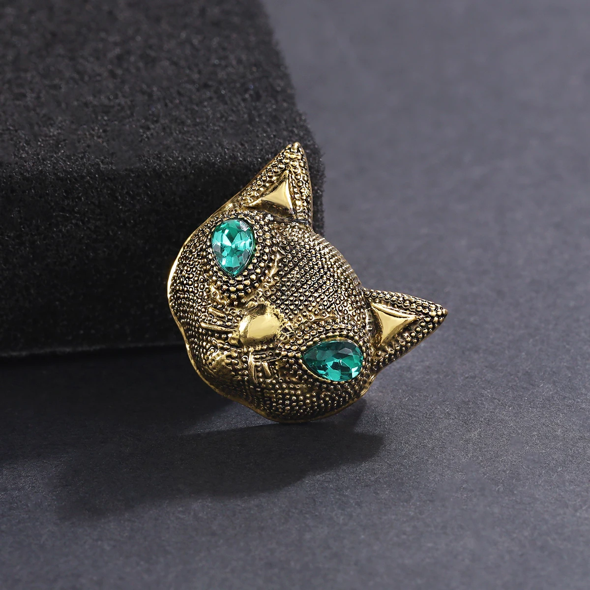 Weiman Jewelry Factory Outlet Pins and Brooches Customized Retail Wholesale XD824117 Cat Head