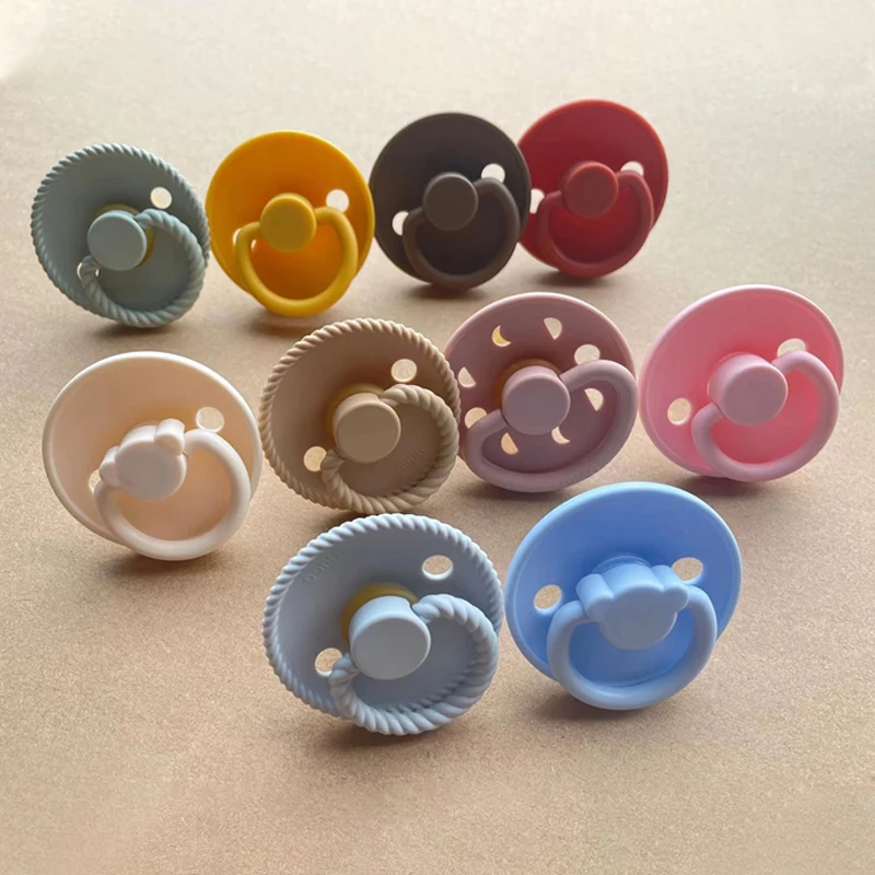 BPA-Free Soothers New Born Products Baby Food Grade Silicone Dummy Round Nipple Breast Baby Pacifier