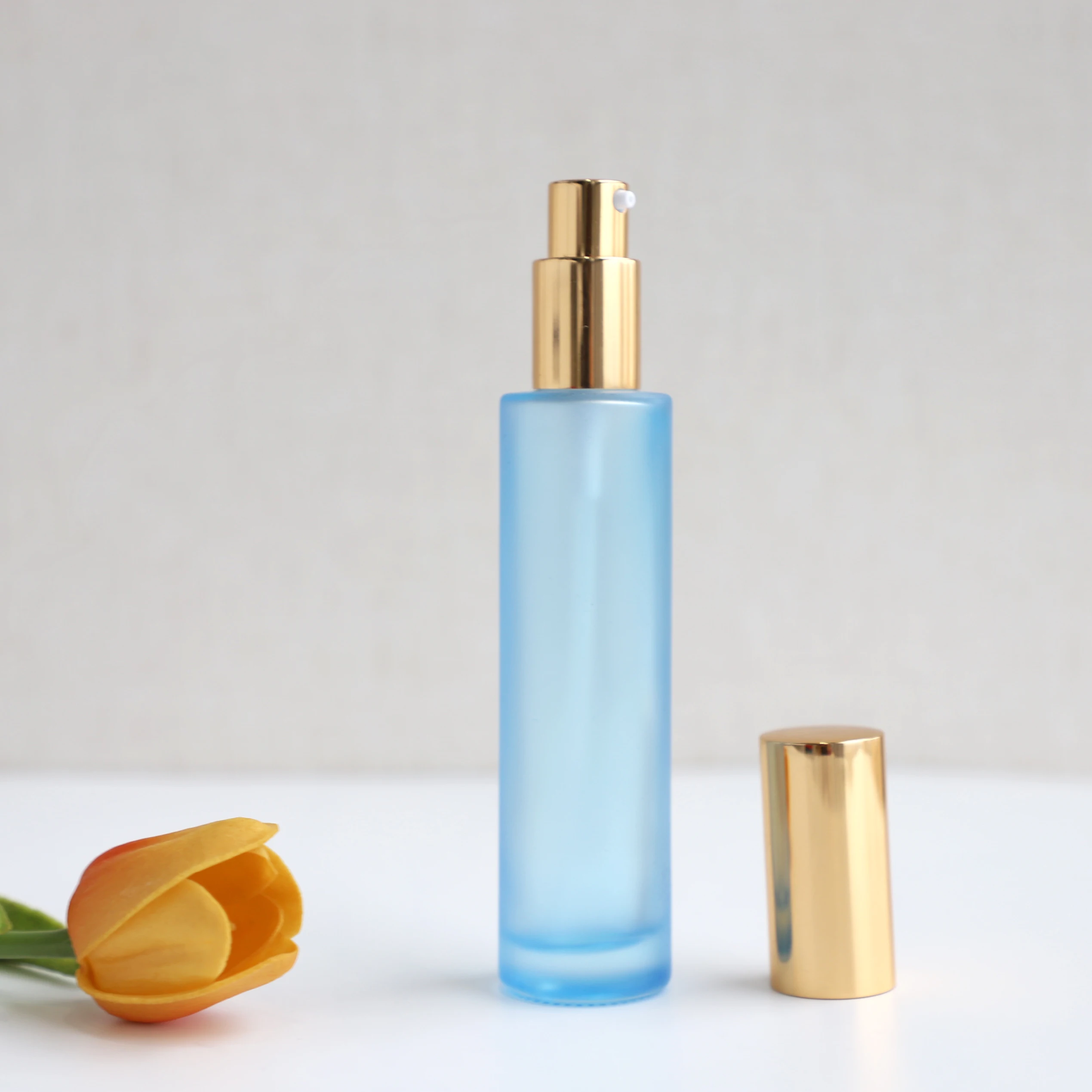 Тонкий высокий цилиндр 50 мл стеклянная бутылка для духов крем лосьон тонер