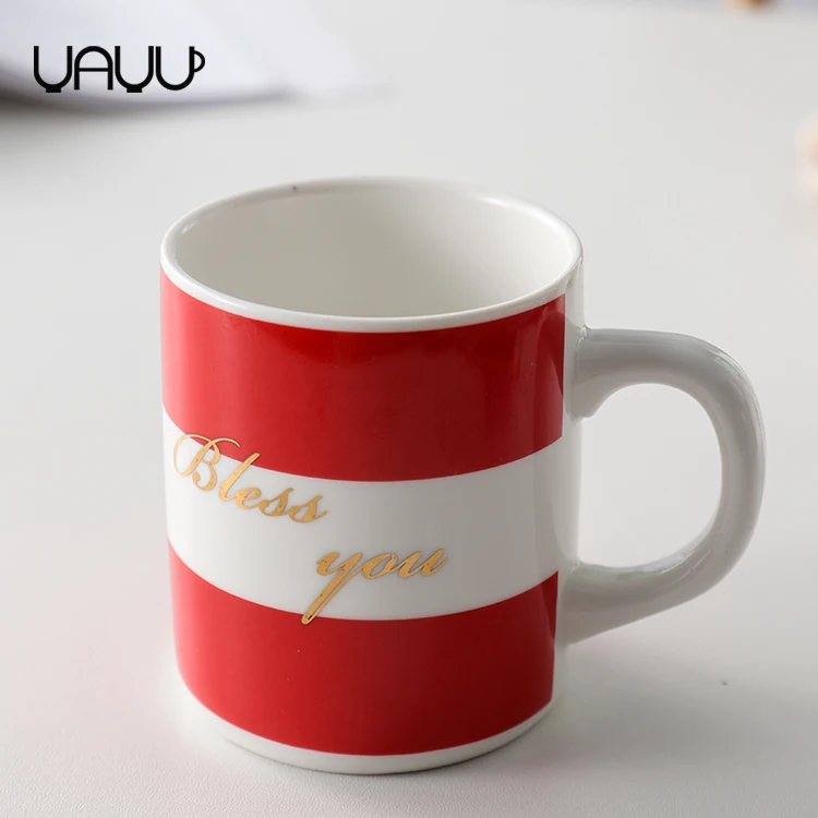 Popular household used 300ml red and white ceramic wedding favors tea coffee mugs for gift