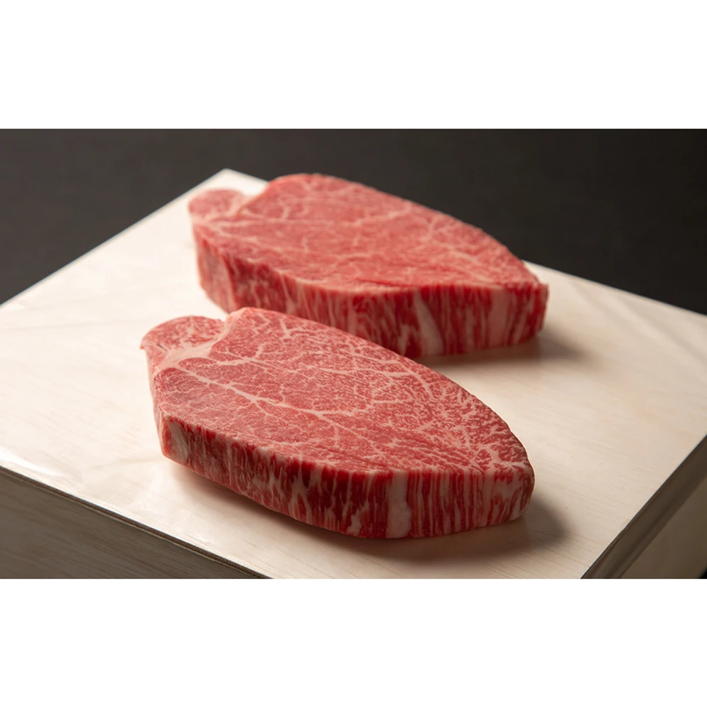 Meat Beef Steak By The Refined Breeding Management Technology