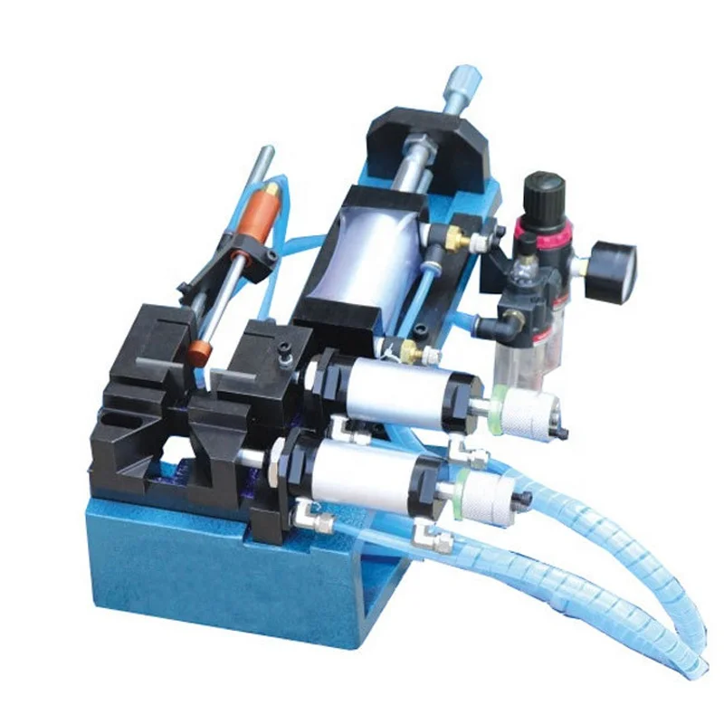 Pneumatic sheathed cable stripping machine