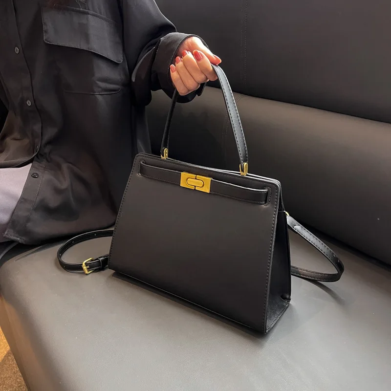 Western Style Bag Girl New Casual Fashion Retro Shoulder Bag Slung Under Arm