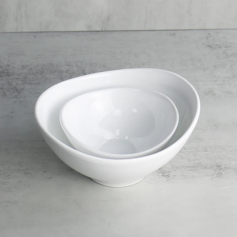 Factory Sell  White Ceramic Kitchen Bowls Set Fruit Salad bowl  Chip and Dip  Serving Bowl for Restaurant