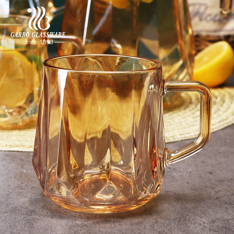 1200ml Pitcher with Convenient Handle and Lid Glass Carafe Set for Cold Drinks Juice Durable Glass Jug Set with 1 Jug 4 Cup