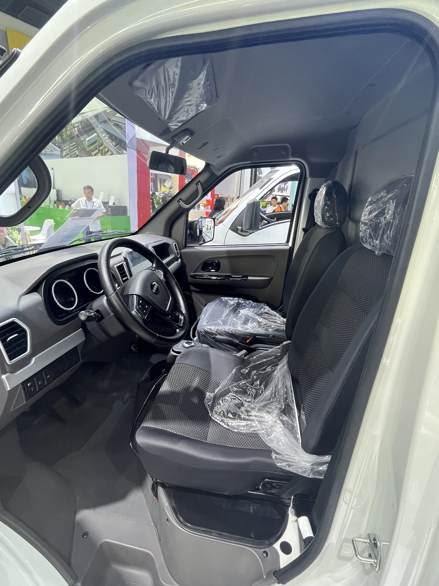 SUMEC KAMA новая модель Электрический пассажирский мини-автобус закрытый грузовой фургон