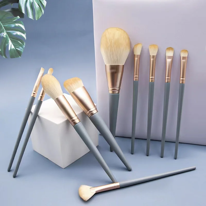 Custom Logo 10 pc Professional Vegan Small Waist Makeup Brushes Colourful Korean Cosmetics Women Make Up Brush Sets