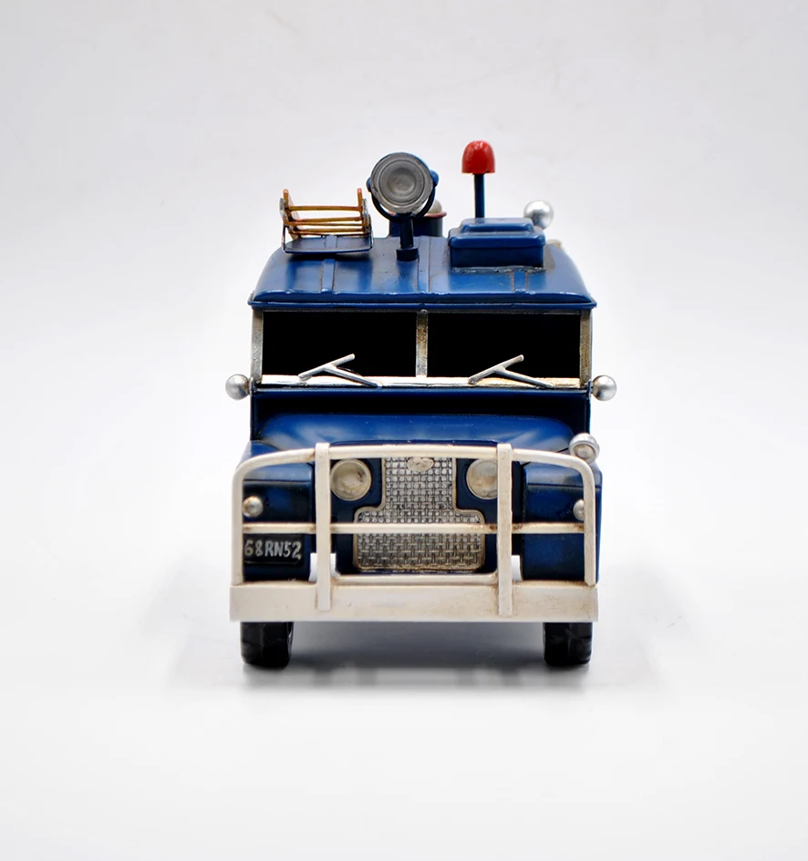 Metal Truck Model Home Decoration Pieces Car Accessories Interior Decorative Home Decore Crafts