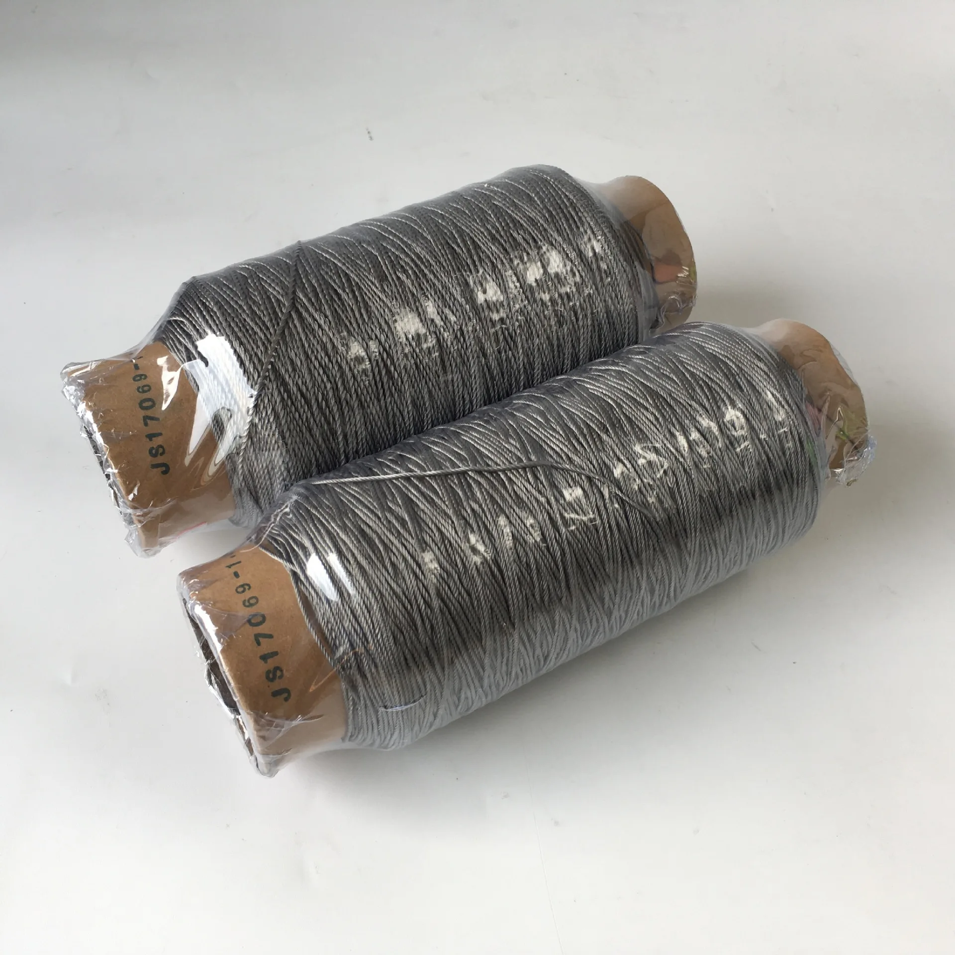 NEW 316L Stainless Steel Fiber Electrically Conductive Spun Yarn Metal Conductive Sew Thread For High Temperature Resistance
