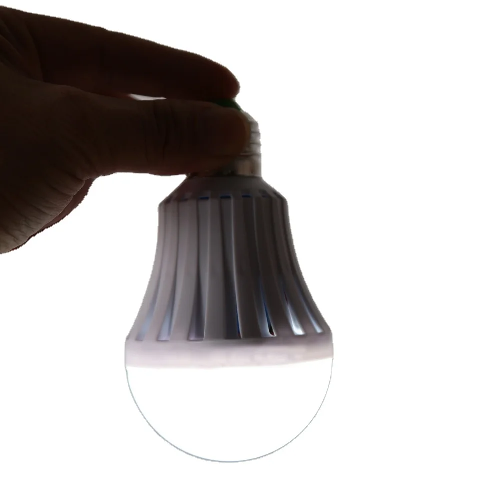 Светодиодные Интеллектуальные Волшебные лампы E27 5 Вт 7 9 12 аварийная лампа перезаряжаемая светодиодная уличная 220 В