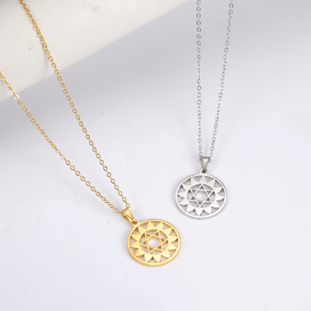 New Arrival Trendy Women Stainless Steel Pentacle Necklace Gold Plated Pentacle Charm Necklace Jewelry Gifts Amulet For Girl
