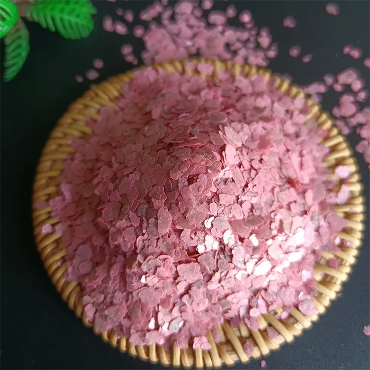 Dyed pink mica flake used for asphalt