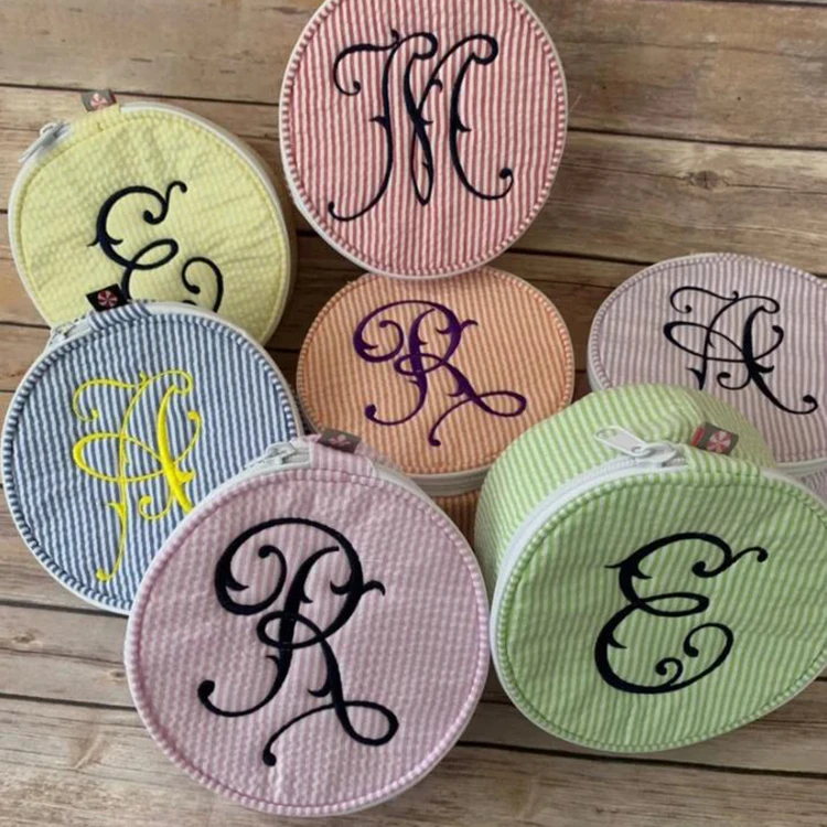 Personalized Embroidered Seersucker Cosmetic Bag Zipper Pouches Round Jewelry Case Round Cosmetic Bag for Bridesmaid Gifts