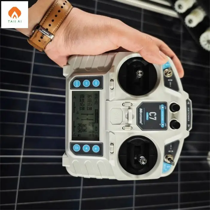 Tailai High Quality Photovoltaic Solar Panel Energy Cleaning Machine Robot for Cleaning Photovoltaic Solar Panels