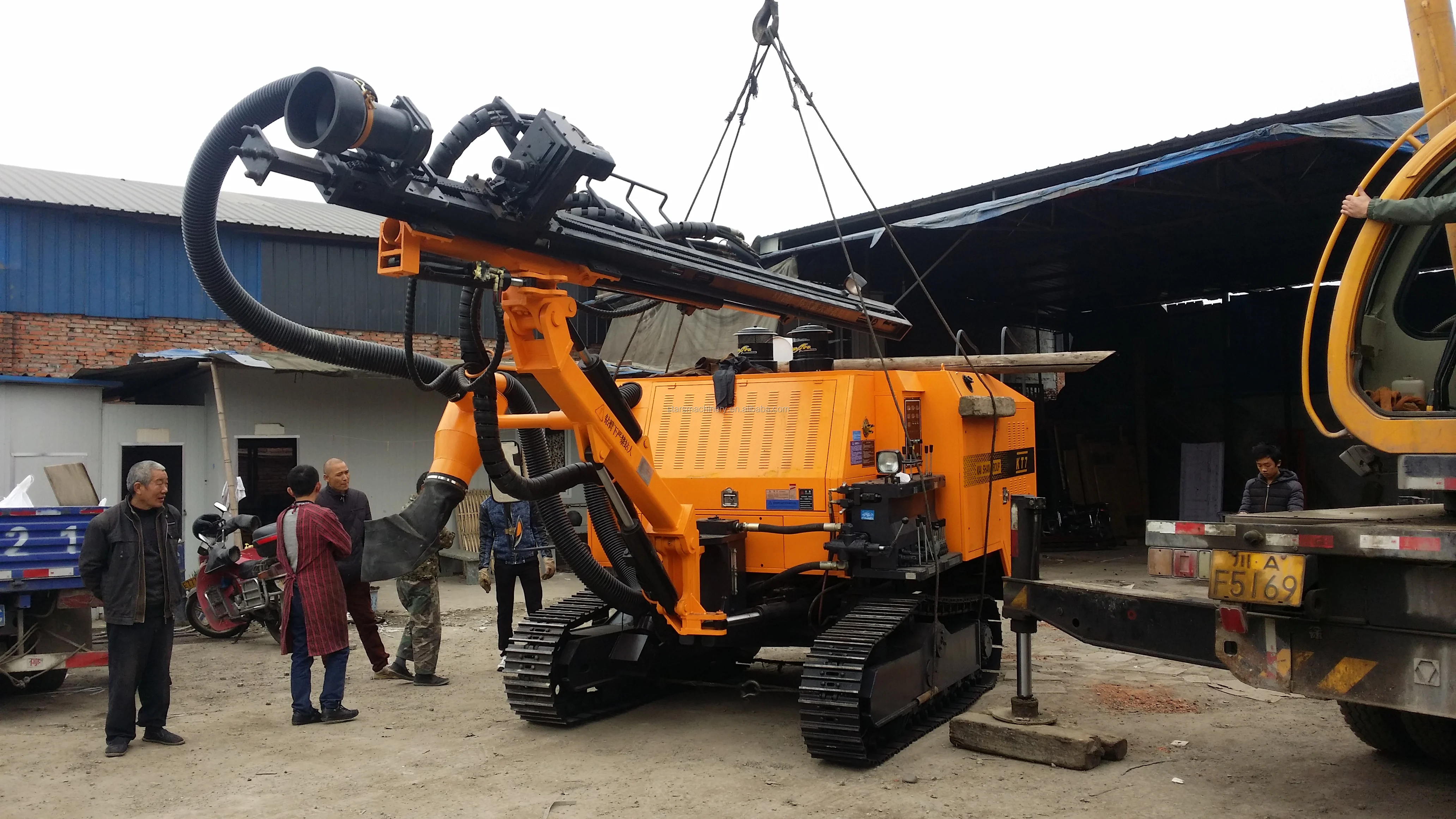 25m Depth Geothermal Small Borehole Drilling Rig Truck Mounted