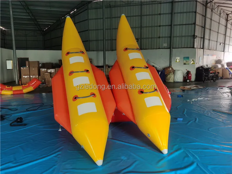 Factory wholesale 3~6 persons inflatable banana boat inflatable banana tube towable floating boat for summer water game