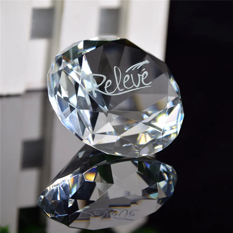 Wholesale bulk cheap custom engraving logo clear crystal diamond for wedding favors