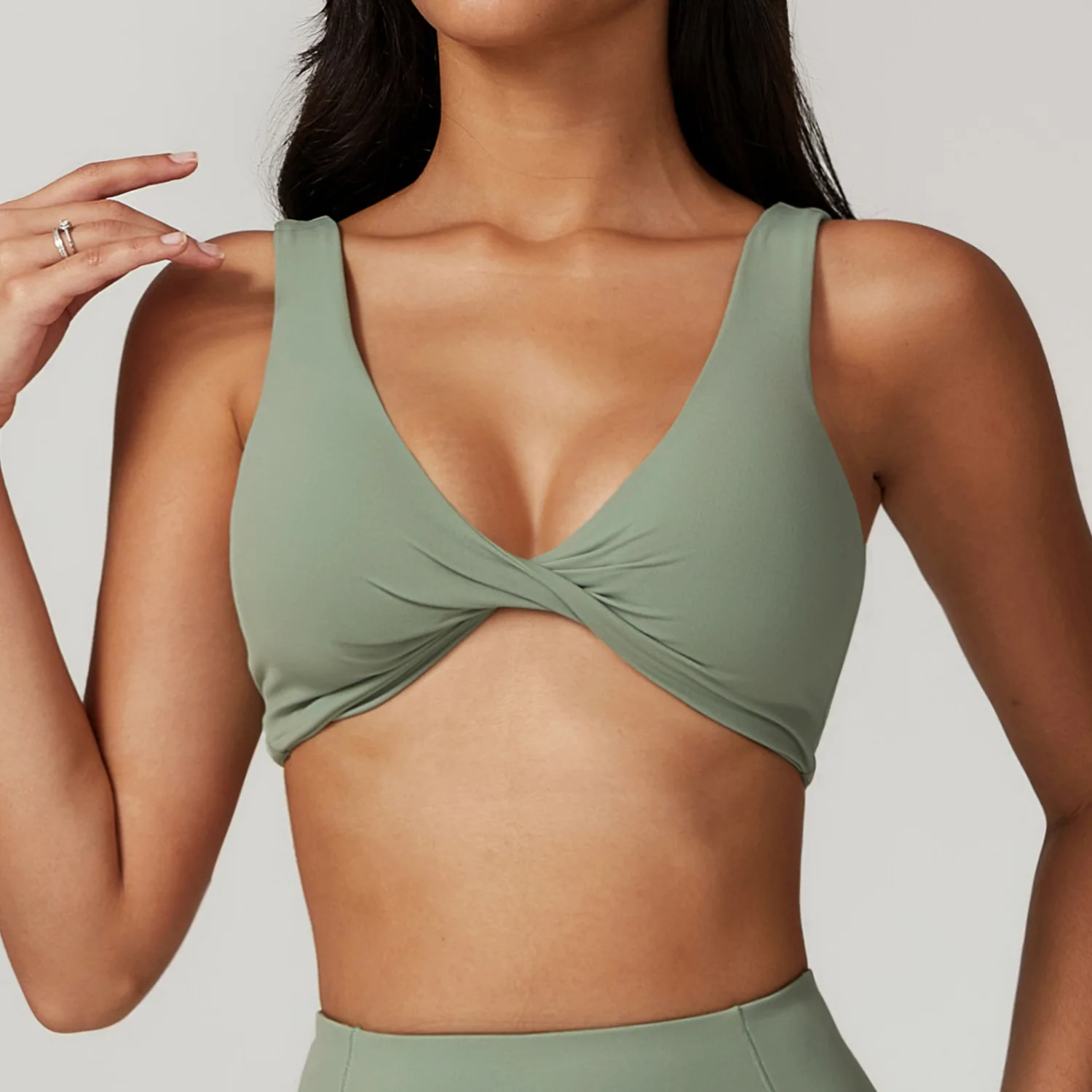 Cheap Wholesale Nude Back Yoga Bra Outer Wear Sexy Quick Dry Sports Fitness Tight Yoga Clothing