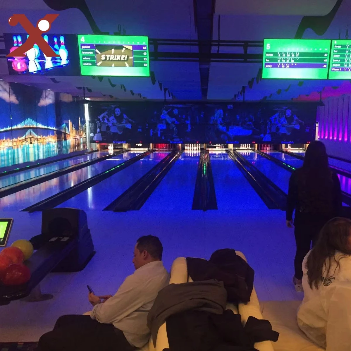 Надежное использованное игровое оборудование для боулинга tenpin, светится в темноте по доступной цене