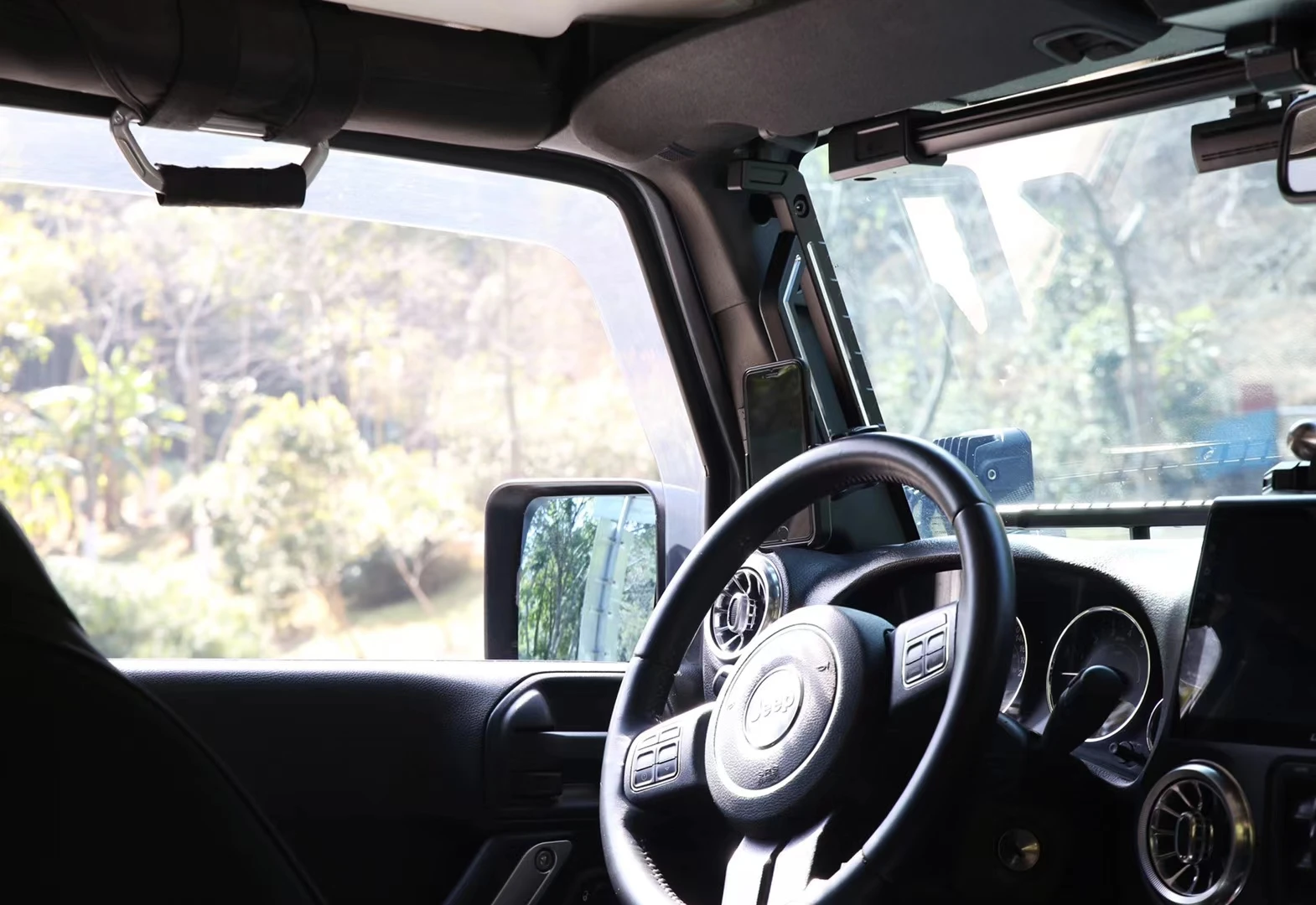  A pillar grab handle with phone holder for Jeep wrqangler jk aluminum front bar from 4x4 accessories