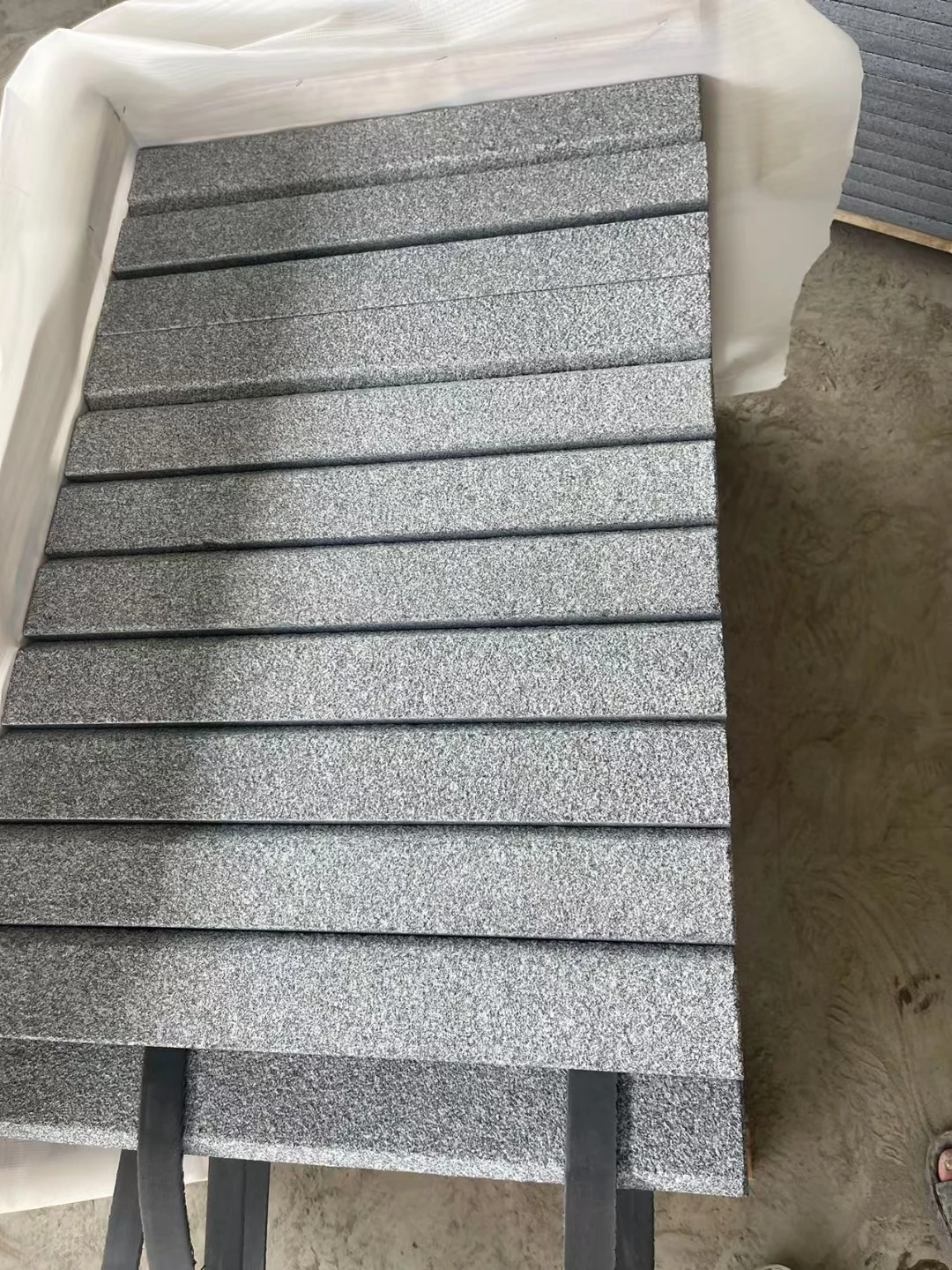 Simpson China G654 Granite Dark Black Stone Slab Kerbstone