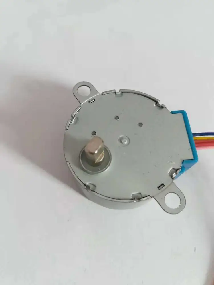 Chinese manufacturers supply 12V 35MM stepper motor with linear drive