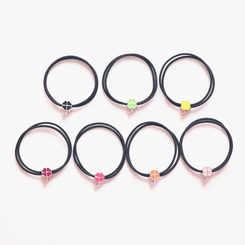 
BSCI Audit Wholesales Women and Girls Black Lucky Flower Elastic Bracelet For Gifts 