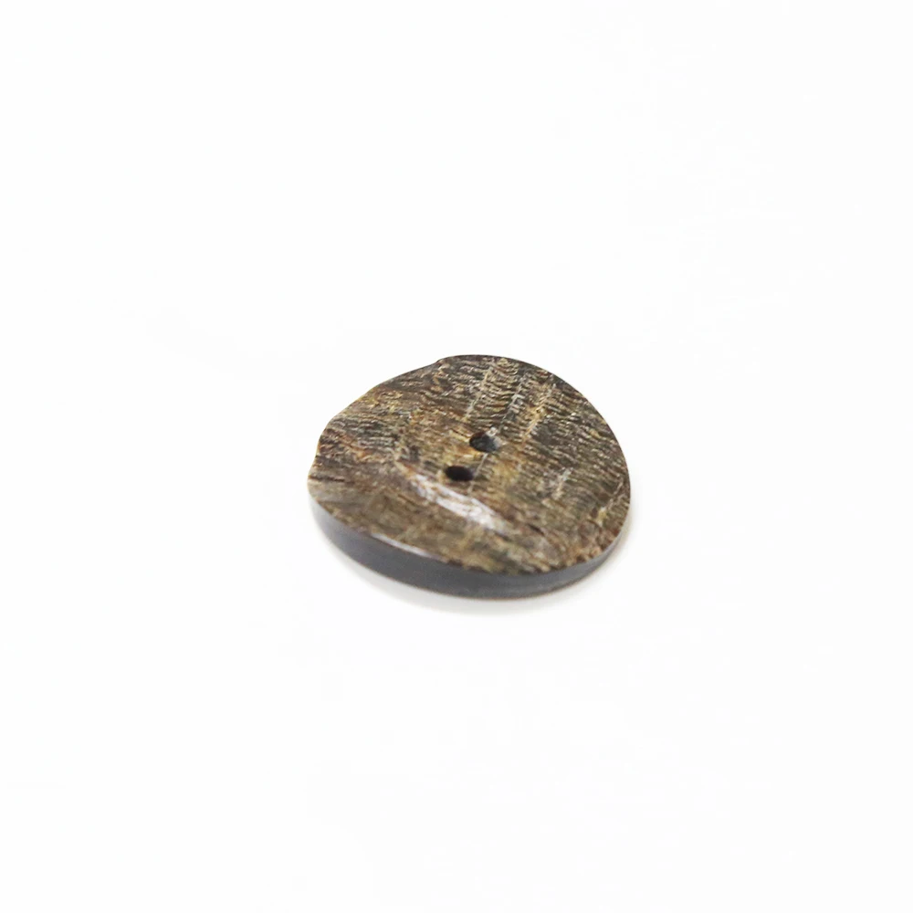 Custom Garment Accessories 2 Holes Sew Button Craft High Quality 32l Real Horn Buttons