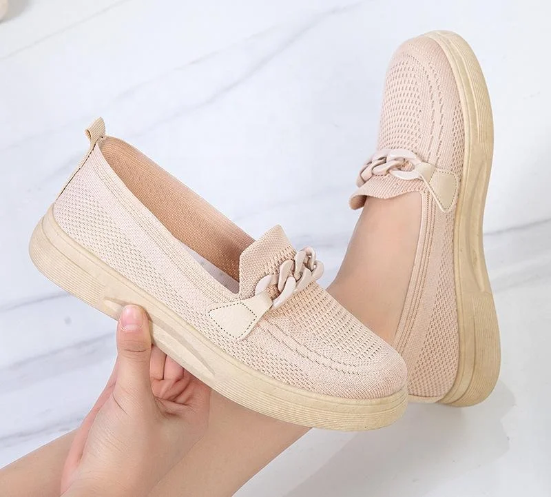 Excellent European Style Fly Knitted  Leisure breathable sports Mesh Lightweight colorful casual woman shoes