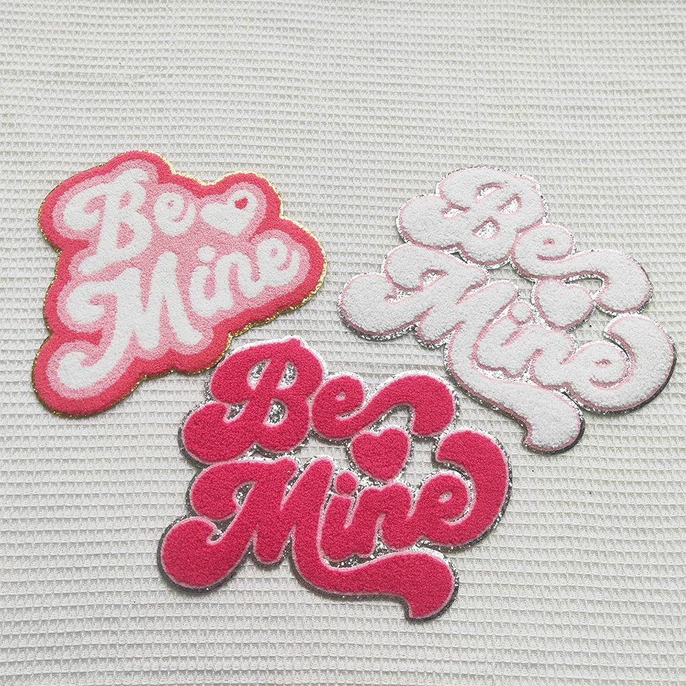 2024 new Custom Wholesale valentines XOXO love letter Glitter large Chenille sequin Embroidery iron on Patches for Clothes