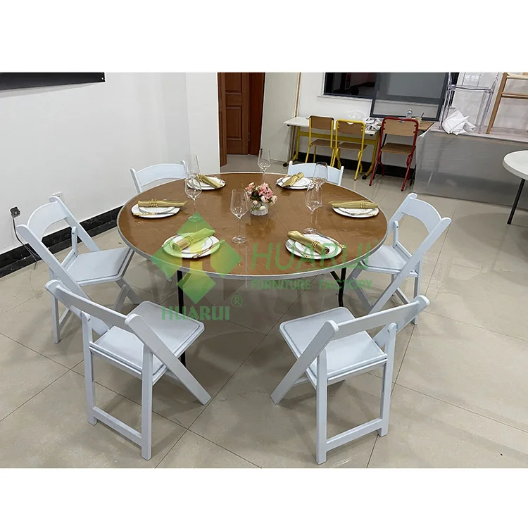 Banquet wood round 8ft folding table