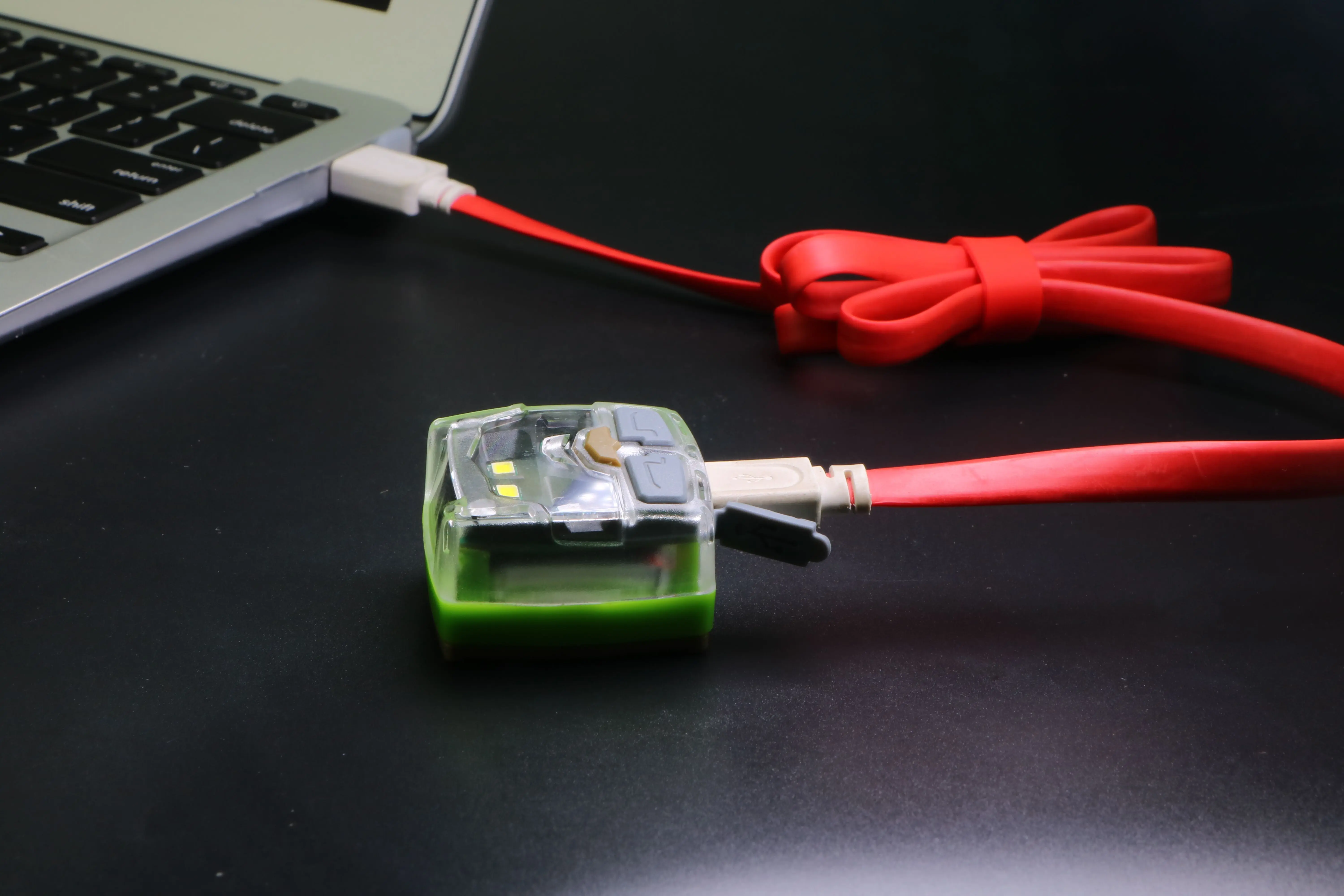 
High Quality Professional Wrist Light Head Lamp Warning Light Bicycle Tail Light Warning 