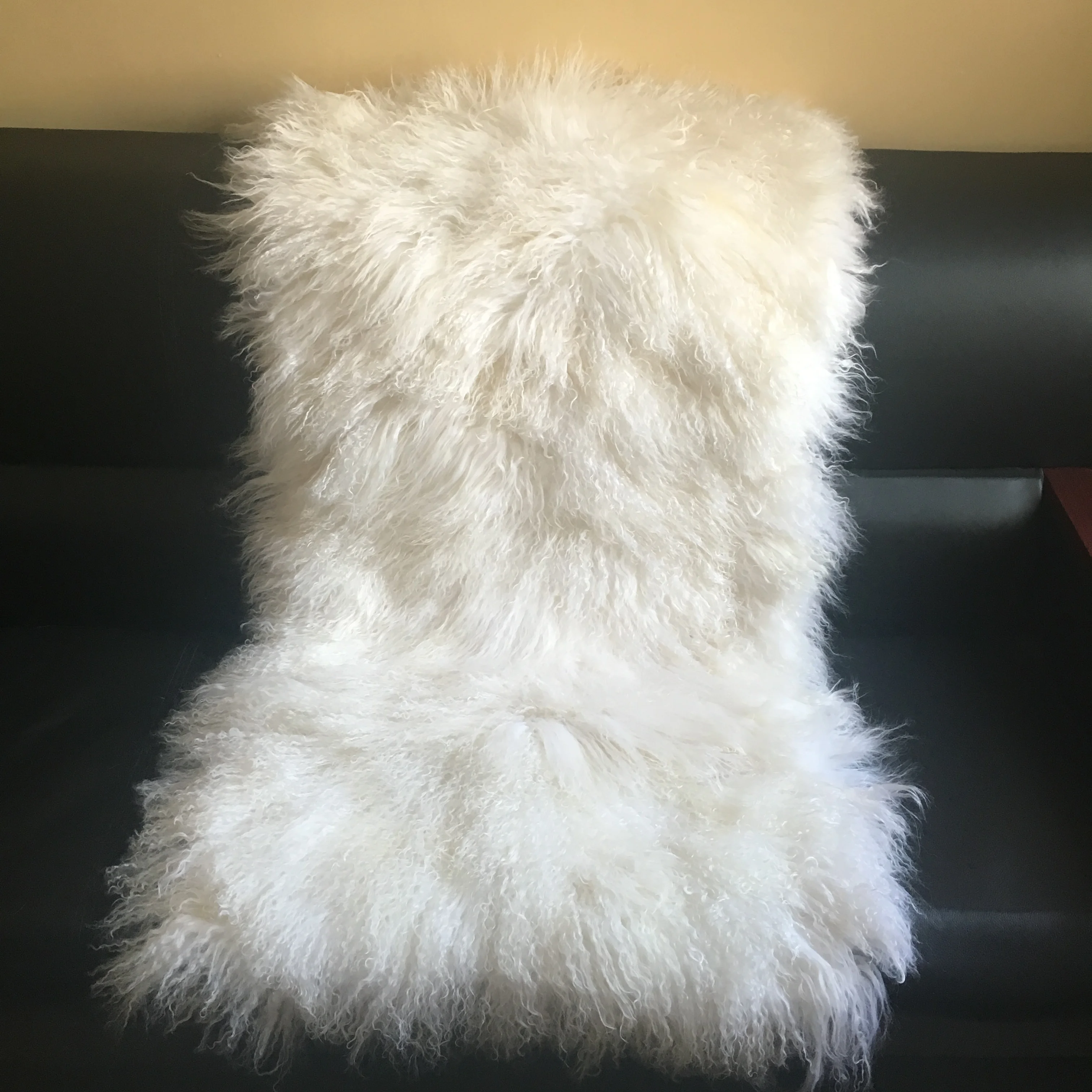 natural white beige Tibetan Sheepskin Lamb Floor Fur Rug