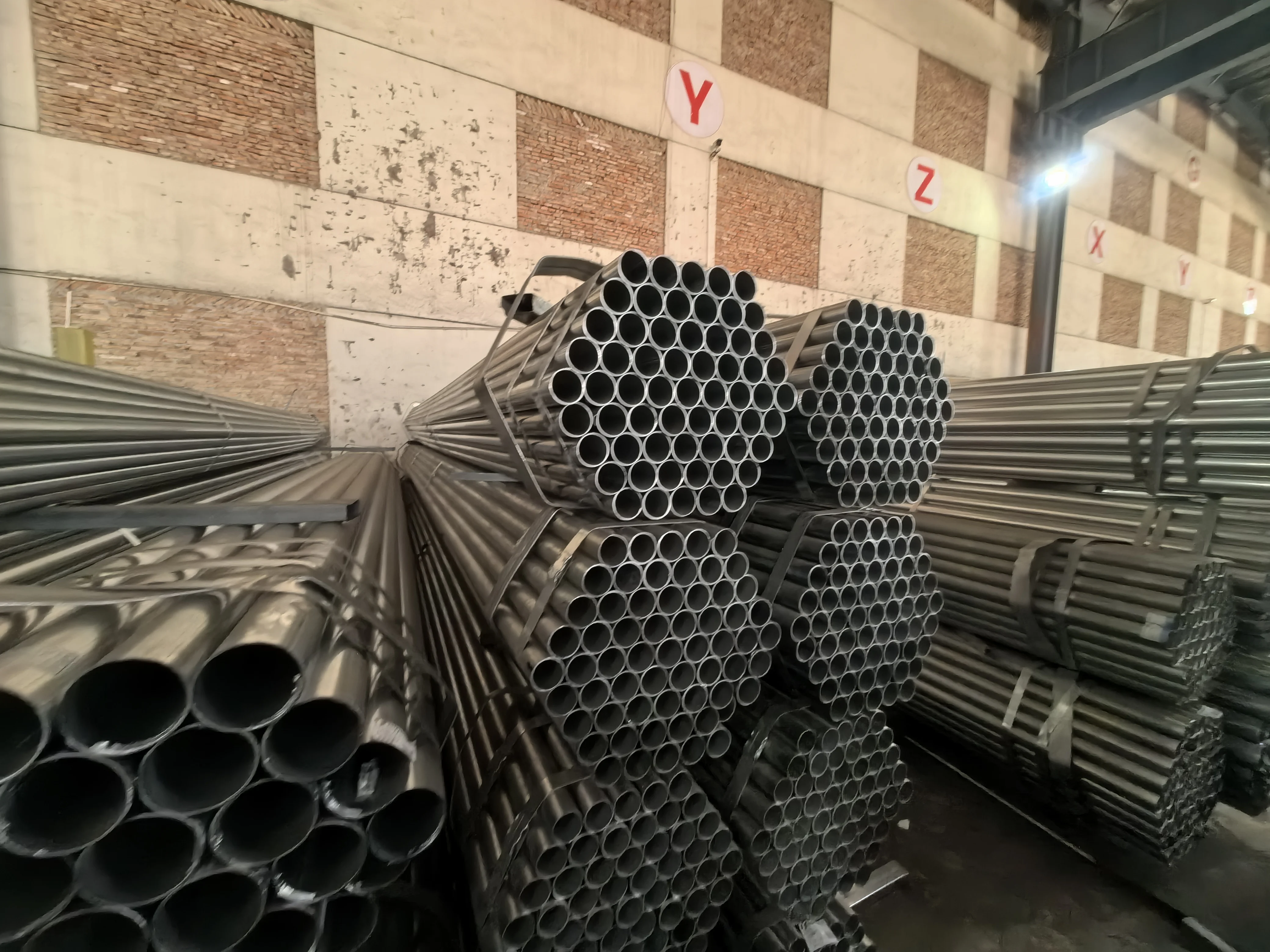 Nice Price 304 316 Stainless Steel Tube Round Tube for High Pressure Boiler Seamless Stainless Steel Pipe