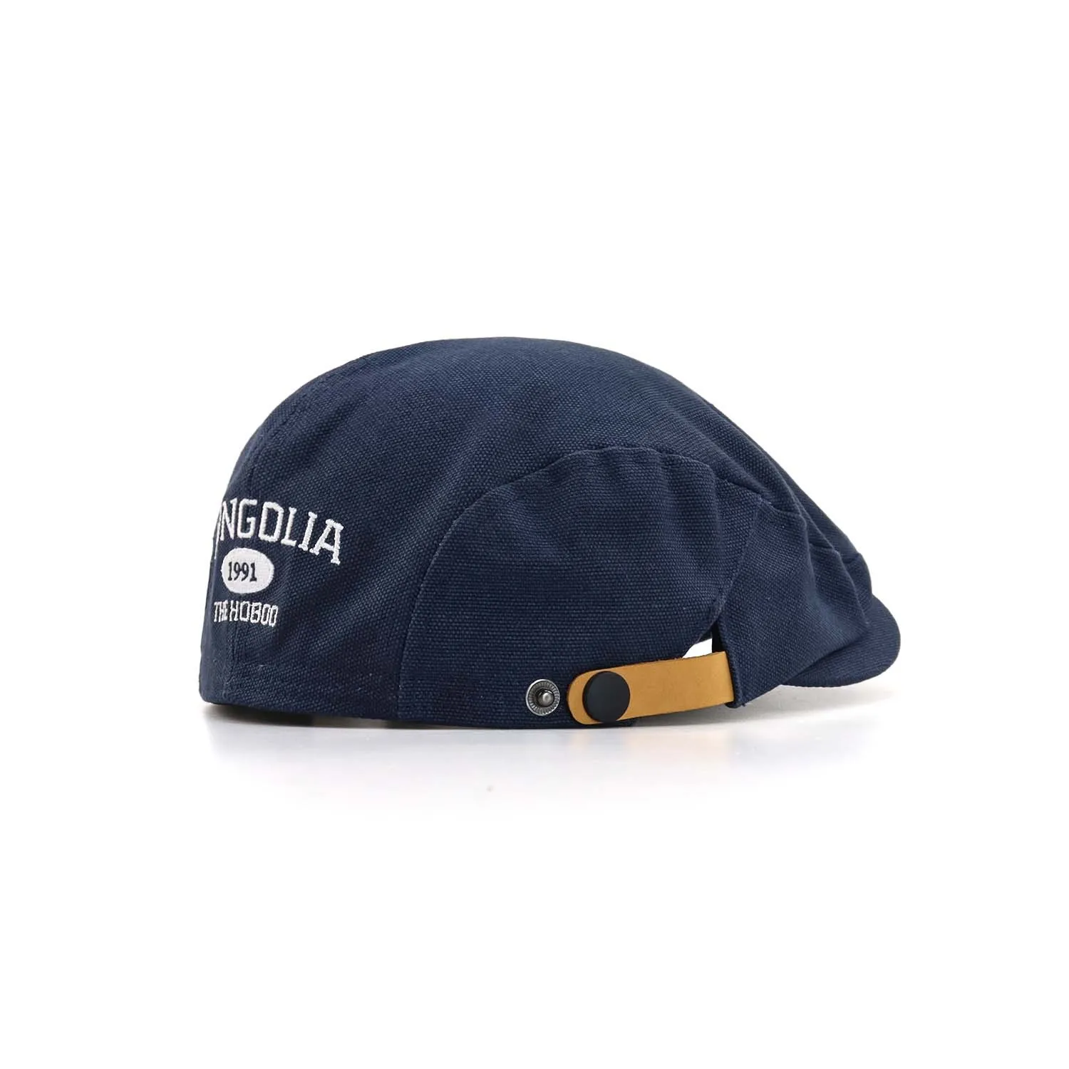 Wholesale Popular Waterproof Heavy Cotton Beret Hats Ladies Low MOQ Bull Head Metal Decorated for Cycling  Daily Use