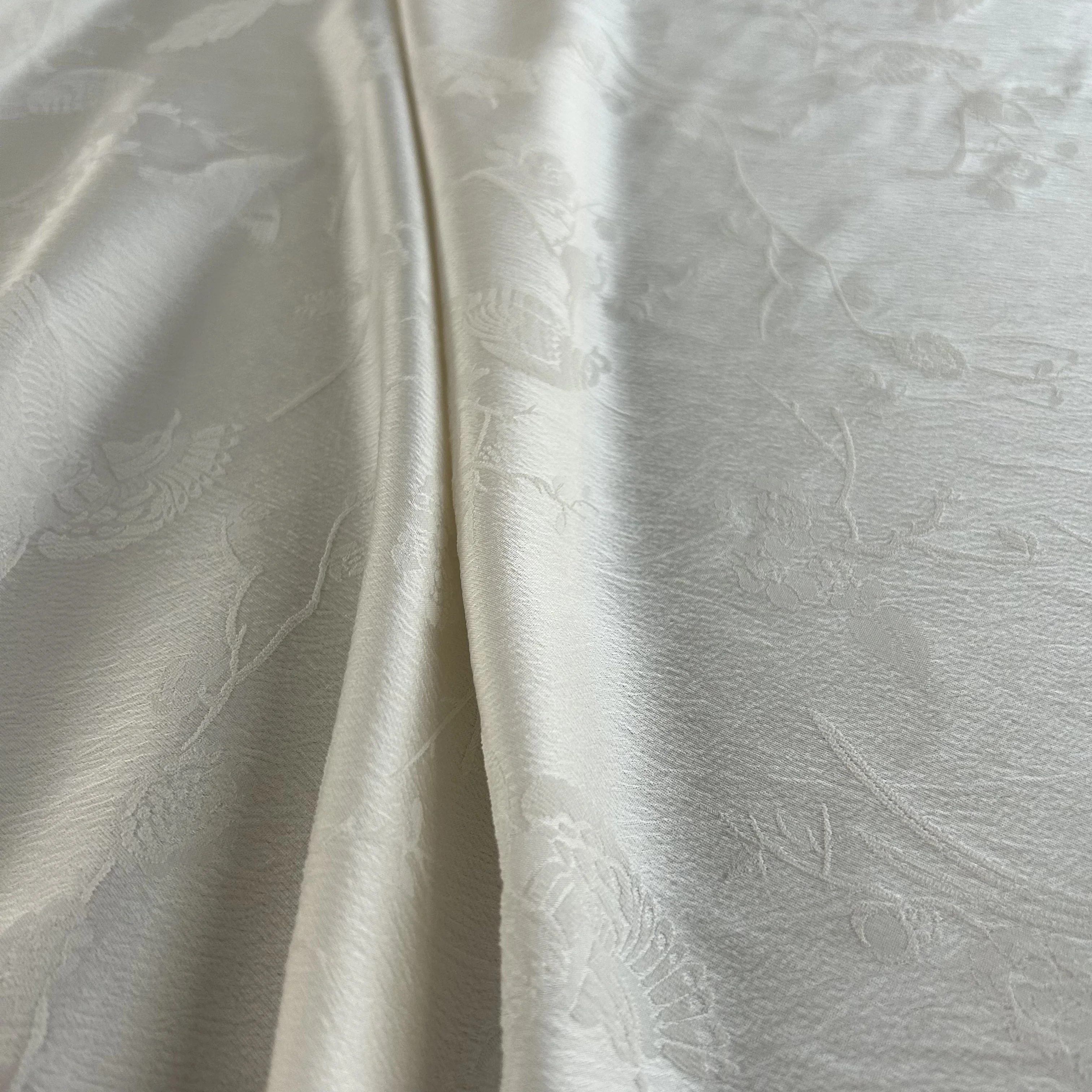 3314 Acetate Like Satin Embossed Jacquard Fabric With Singing Birds & Fragrant Flowers Embossing Pattern For Cheongsam Dresses