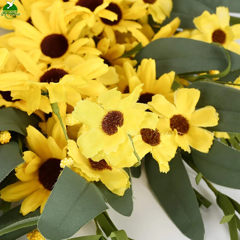 Custom Hot Sale Yellow Spring Sunflower And Daisy Wreath With Yellow Pip Berries And Green Leaves For Front Door Decoration