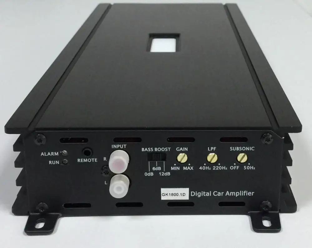 Car audio amplifier with 1800W mono