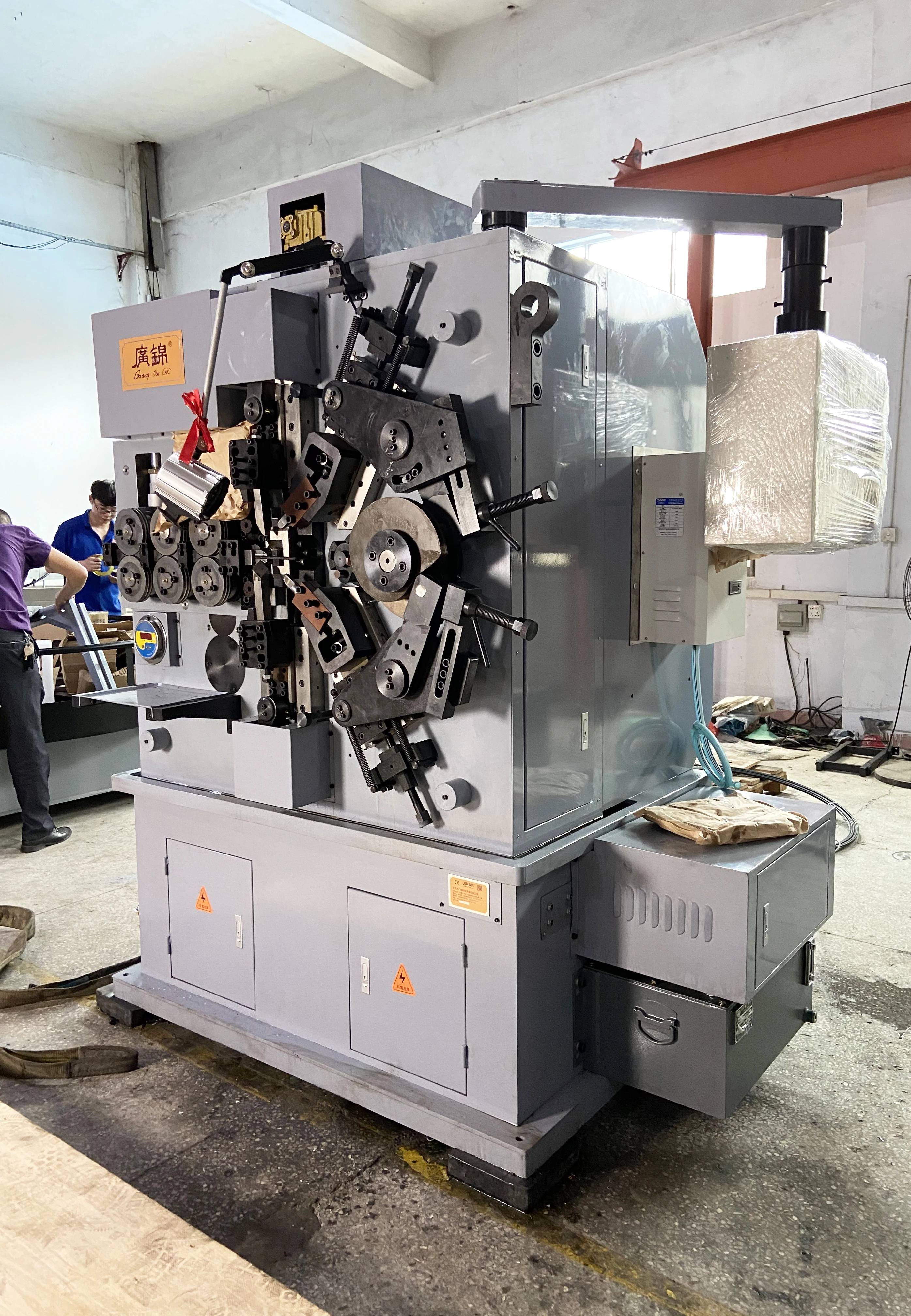 Dongguan CNC Automatic Compression Spring Machine 5 Axis 6mm Spring Coiling Winding Bending Machine