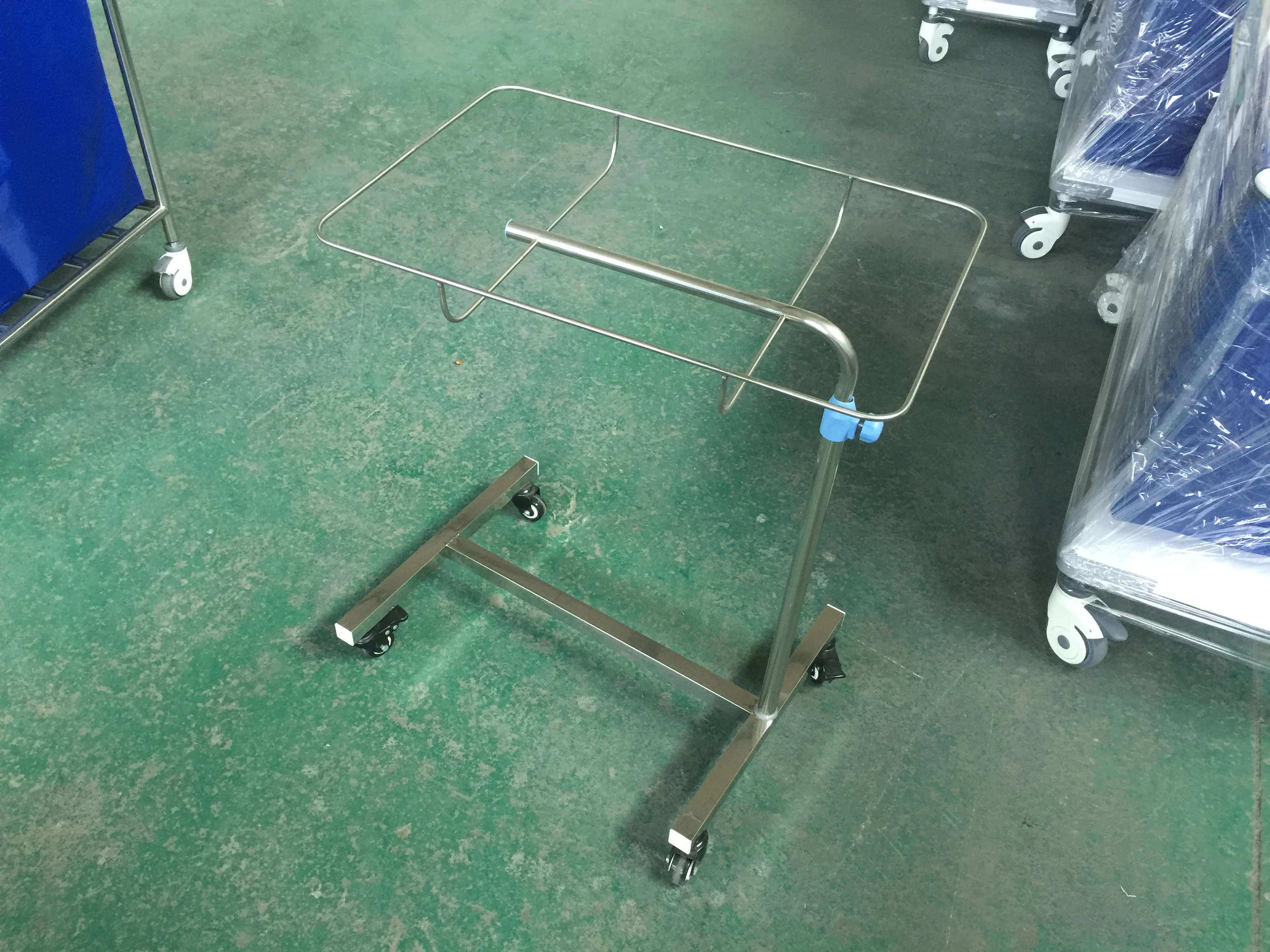 YFQ022 Stainless Steel Adjustable Height Surgical Mayo Table Hospital Tro Mayo Table