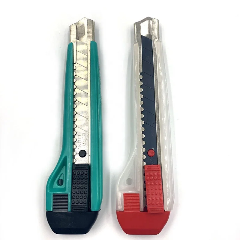 
Comfortable design plastic retrastable PP material SK5 blade cutter tool utility knife 