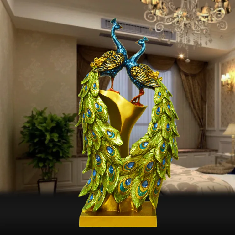 Peacock Statue Collectible Sculpture for Wedding Home Ornament Table Decor