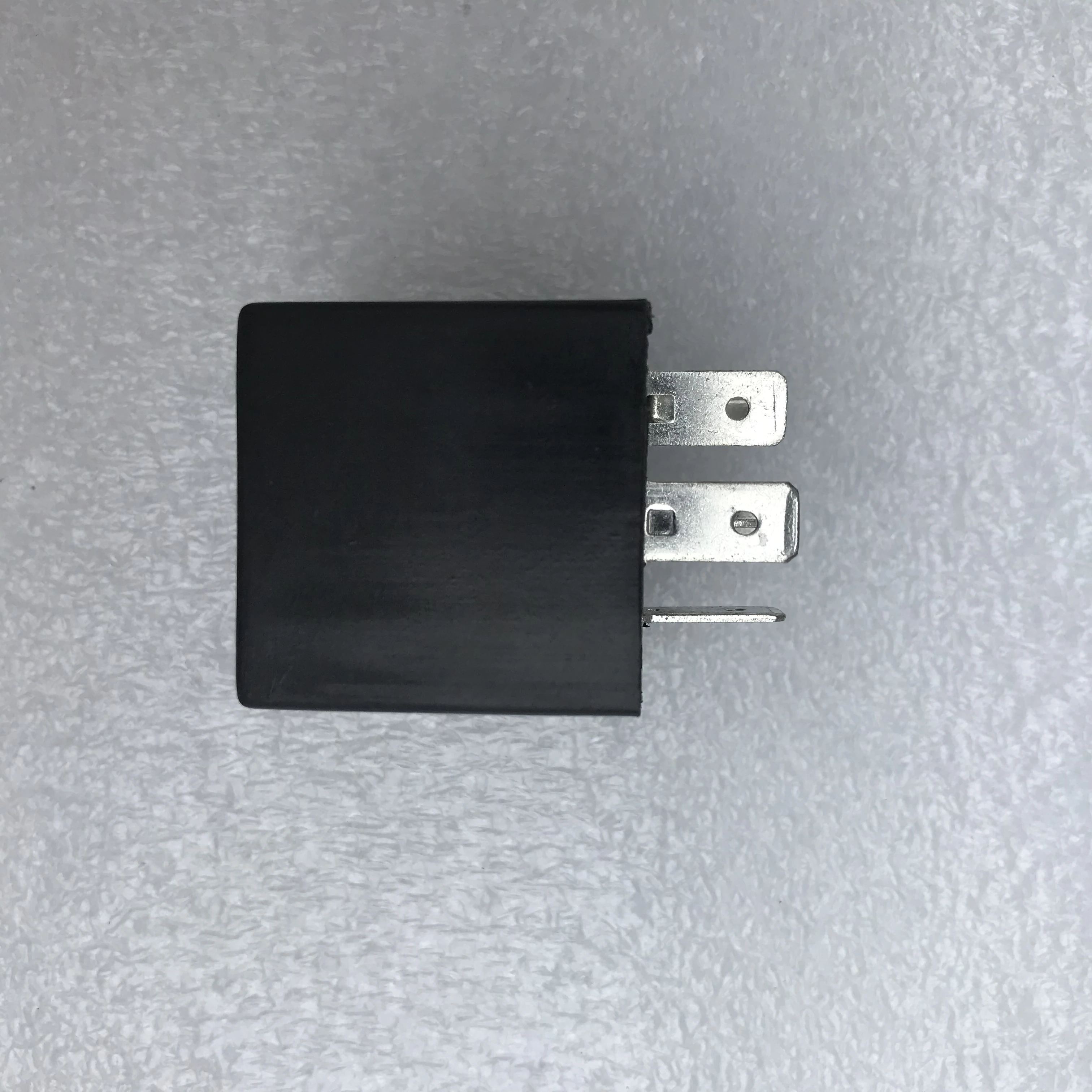 High Quality  Relay GLQ500 for  Bus parts
