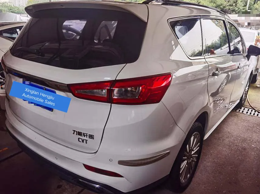 Дешевые товары из Китая Lifan xuanlang 2.0L класса люкс 2017 внедорожник 5-мест б/у подержанных автомобилей для продажи
