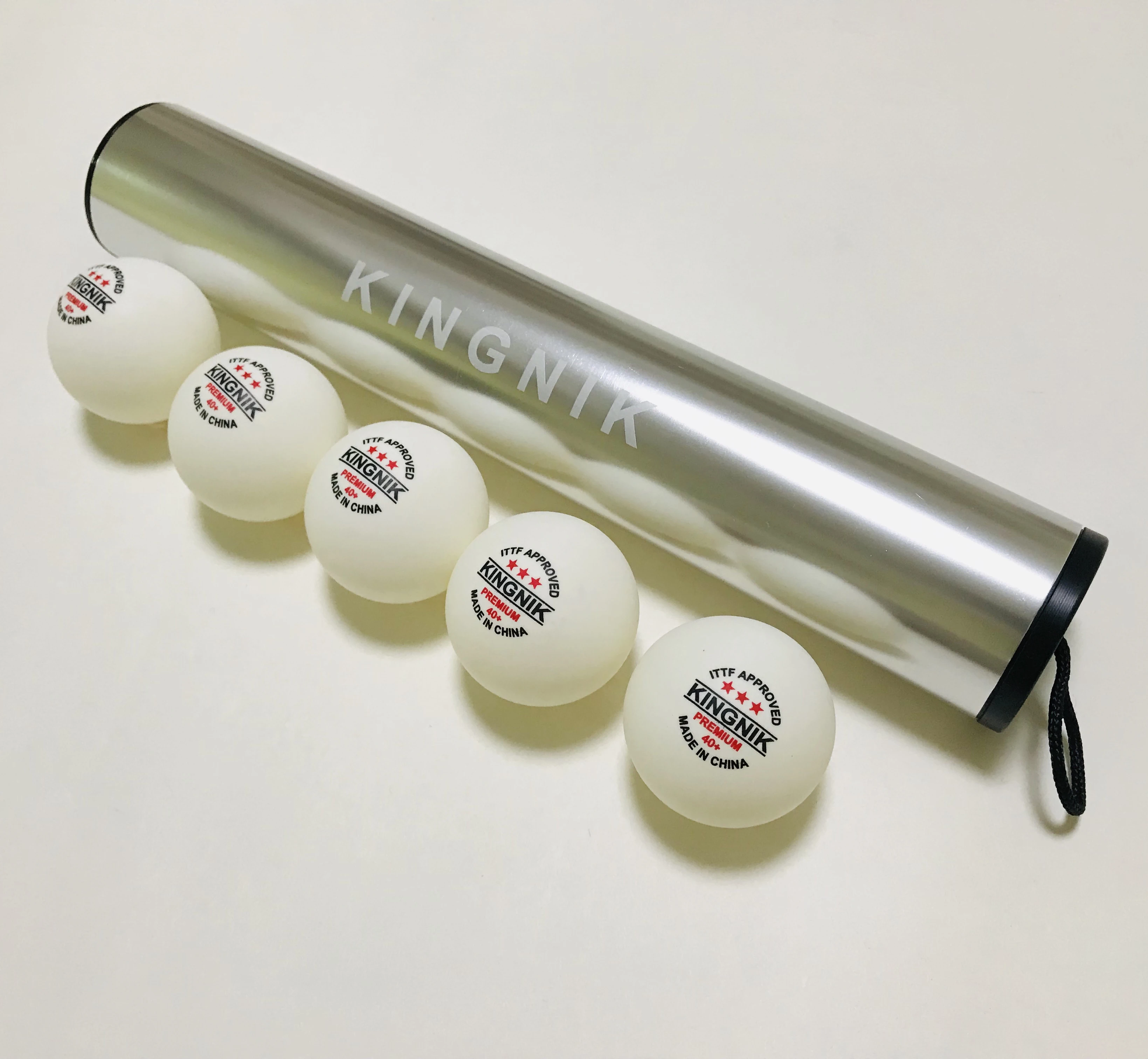 
KINGNIK ALUMINUM TABLE TENNIS SILVER TUBE AND ROLLER ( 5 PCS THREE STAR COMPETITION BALLS INSIDE) 