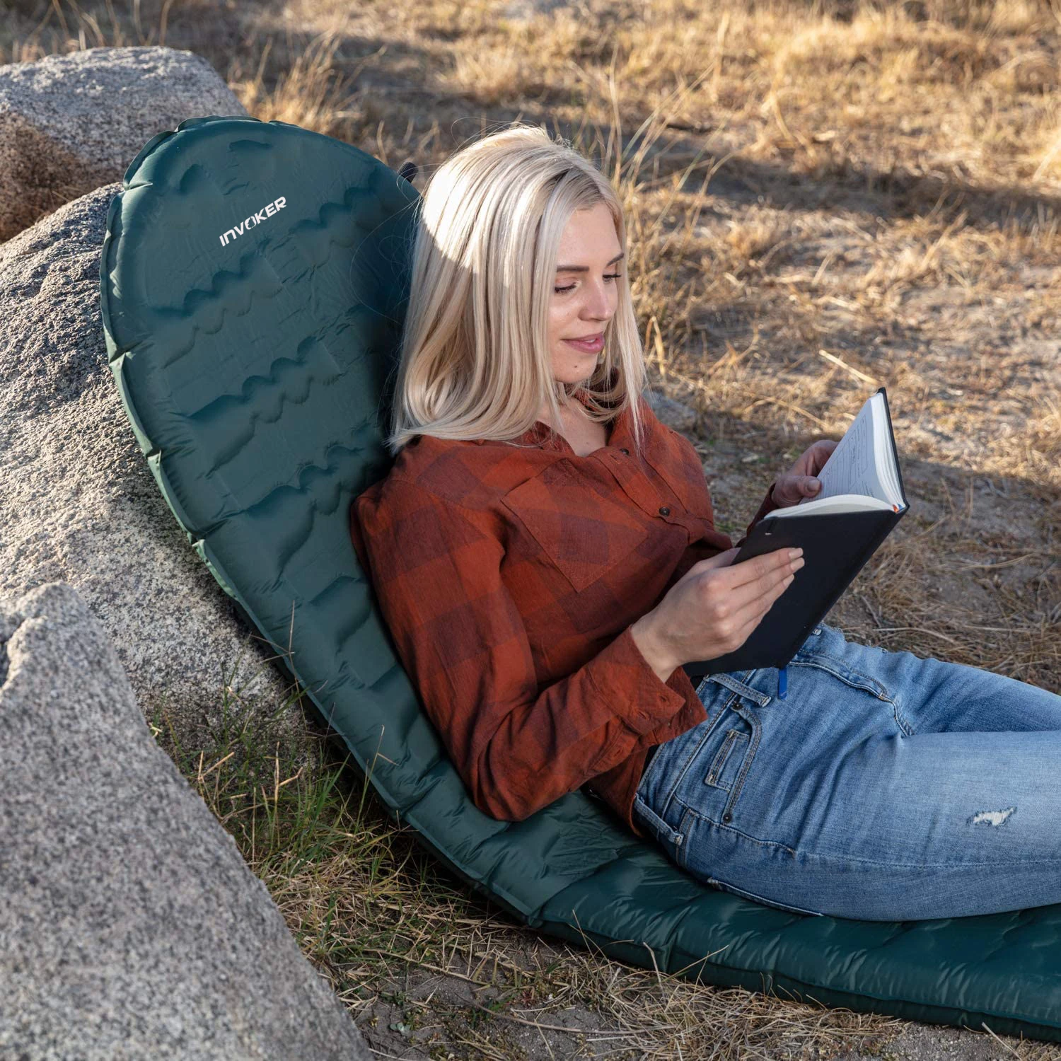Sleeping Pad,Self-Inflating 2 Inches Camping Mat for Backpacking, Traveling and Hiking,Outdoor Waterproof Sleeping Mat