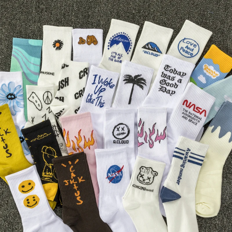 Custom OEM 5 pairs of boxed BCI cotton street skateboard stockings funny happy ankle crew socks for men and women