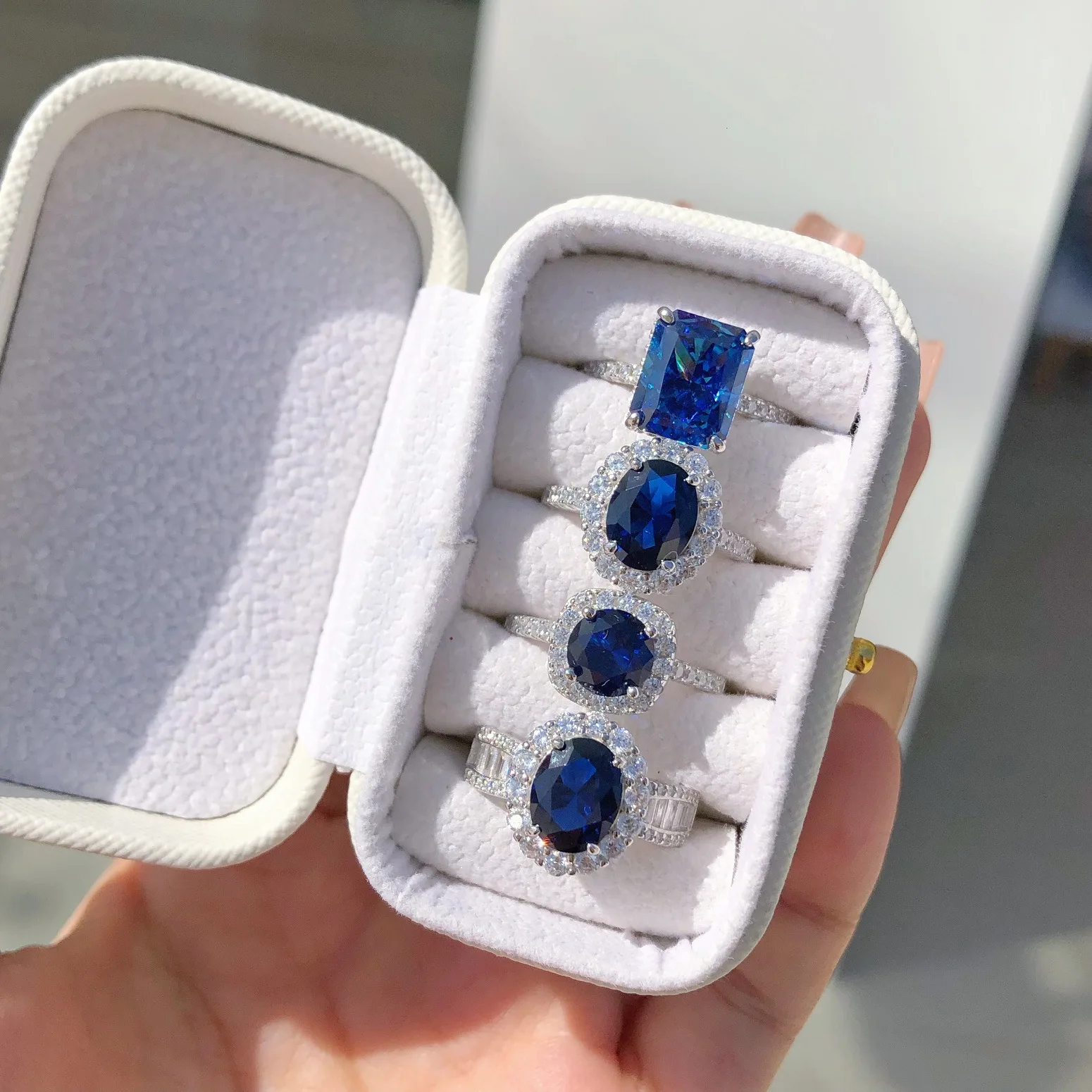 High Quality S925 Sterling Silver Blue Ring Trendy Eternity Band 5A Cubic Zirconia Rings Jewelry Women Engagement Wedding Ring