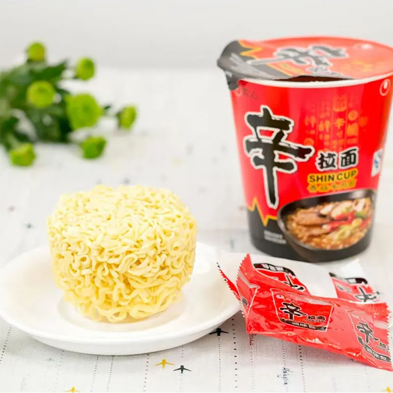 Wholesale 114g healthy halal ramen spicy mushroom beef noodles nutritious breakfast and late night snack instant noodles