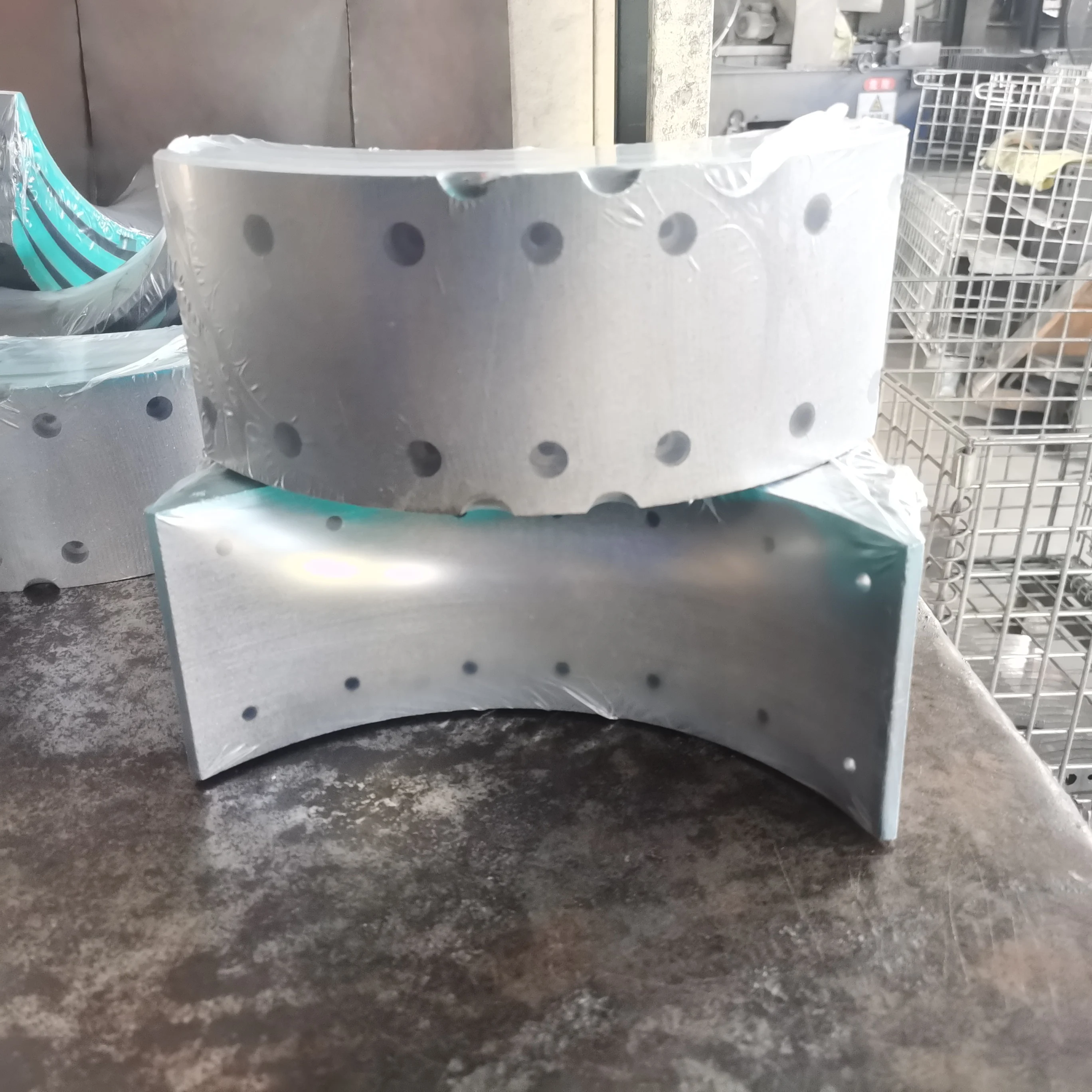 On Sale HINO300 Rear Brake Lining Premium Quality Brake Shoe Lining Roll Hino sg 47441e0480 Lining Shoe Brake For Truck